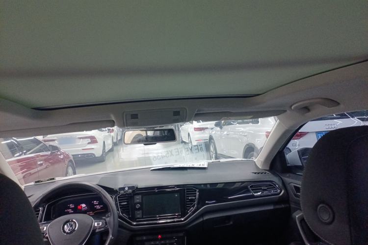 Used Volkswagen T-ROC 2020 280TSI DSG Two-Wheel Drive Comfort Version
