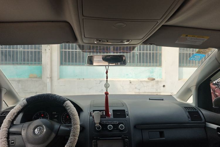 Used Volkswagen Touran 2015 1.4T Manual Fashion Edition 5-Seater
