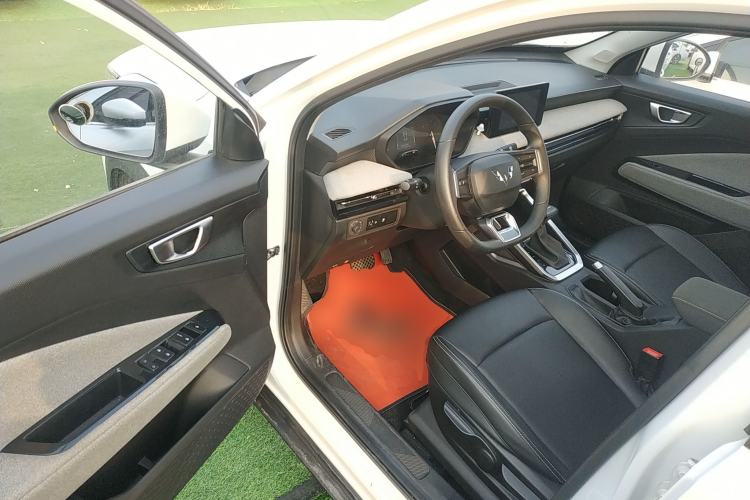 Used Wuling Alvez 2022 1.5L CVT Comfort Edition