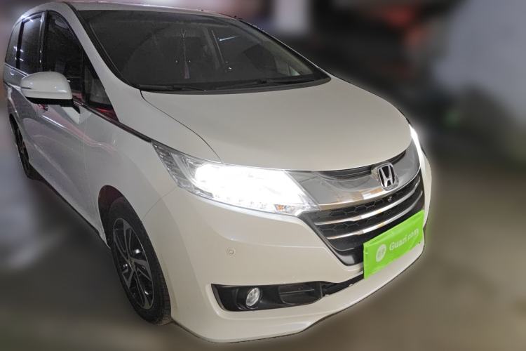 Used Honda Odyssey 2015 Revised Version 2.4L Supreme Edition
