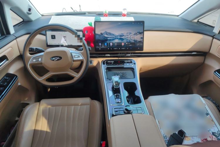 Used JAC Refine RF8 PHEV 2024 HONOR Edition 1.5T 252KM Flagship Model – Lithium-Ion Battery
