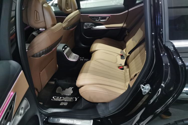 Used Mercedes-Benz E-Class 2024 E 300 L Luxury Model