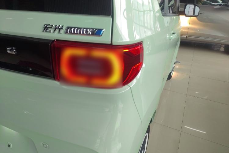 Used Wuling Hongguang MINIEV 2021 Macaron Premium Model – Lithium Iron Phosphate
