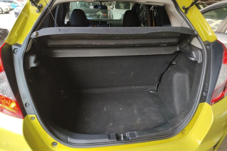 Used Honda Fit 2016 1.5L LXS CVT Comfort Sunroof Version
