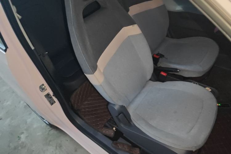 Used Wuling Hongguang MINIEV 2022 Macaron Fashion Model Lithium Iron Phosphate
