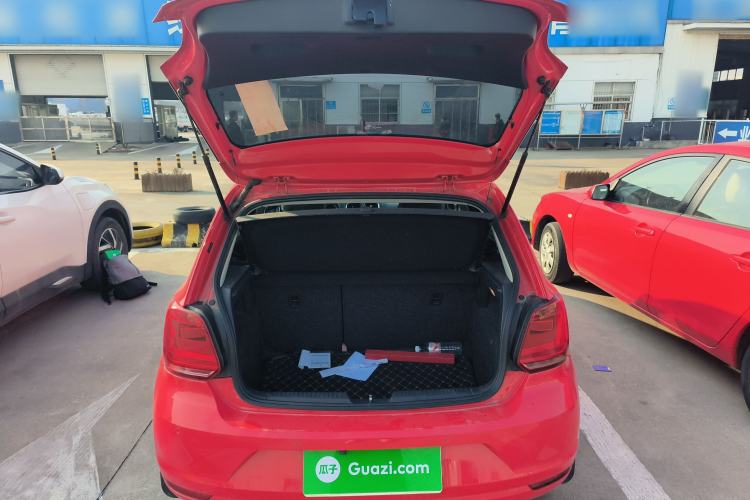 Used Volkswagen Polo 2014 1.4L Automatic Comfort Edition
