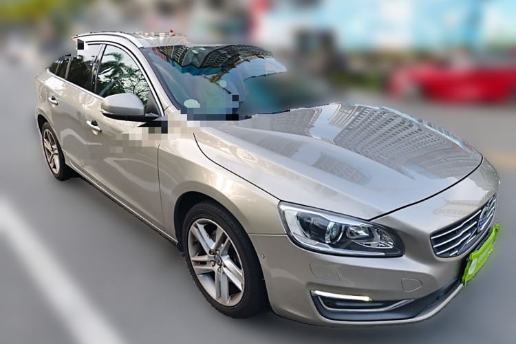 Used Volvo V60 2015 T5 Zhiya Edition
