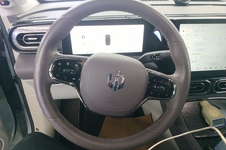 Used Leapmotor C11 2023 Range-Extended 285 Smart Enjoyment Edition
