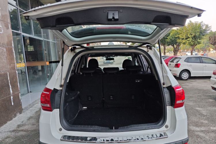 Used Haval H6 2015 Revised Version Sport Edition 1.5T Manual Transmission Two-Wheel Drive Elite Grade
