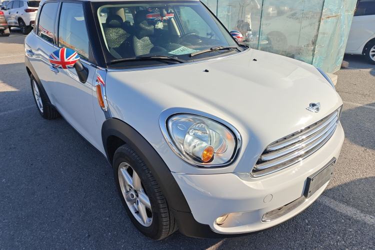Used  Countryman 2011 1.6L ONE