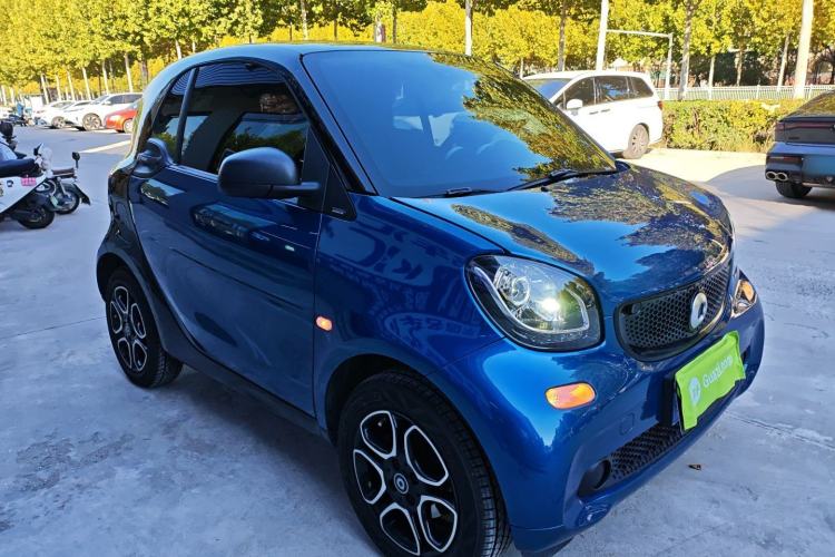 Used  fortwo 2015 1.0L 52 kW Hardtop Passion Edition
