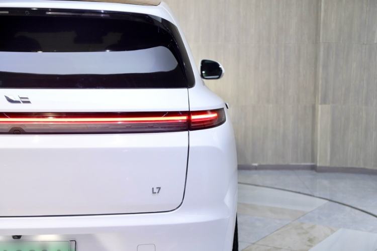 Used Li Auto L7 2023 Air model
