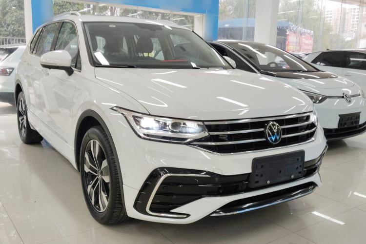 Used Volkswagen Tiguan L 2024 Outstanding Model 330TSI Automatic Two-Wheel Drive R-Line Dragon Glory Edition

