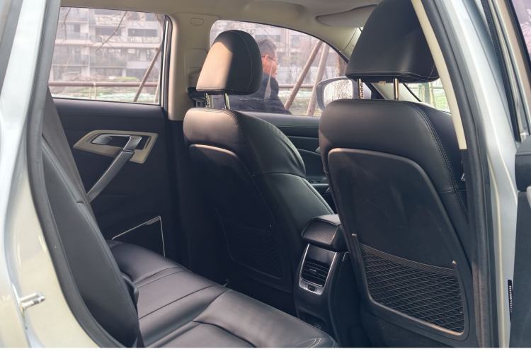 Used Geely Auto Emgrand X7 Sport 2018 1.8TD Automatic Two-Wheel Drive Zhiya Model
