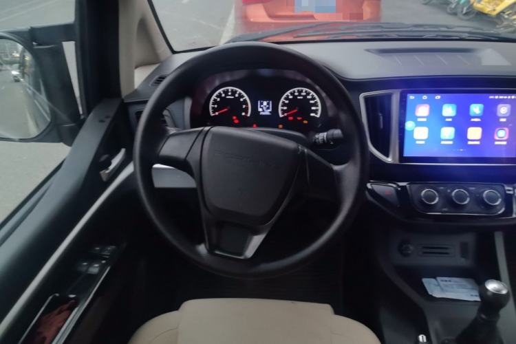 Used FORTHING Lingzhi 2022 M5L 1.6L Utility Model 7 Seats