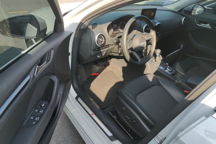Used Audi A3 2020 Limousine 35 TFSI Fashion Edition China VI Emission Standard
