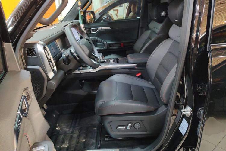 Used JETOUR Traveler 2023 2.0T All-Wheel Drive CrossPRO+
