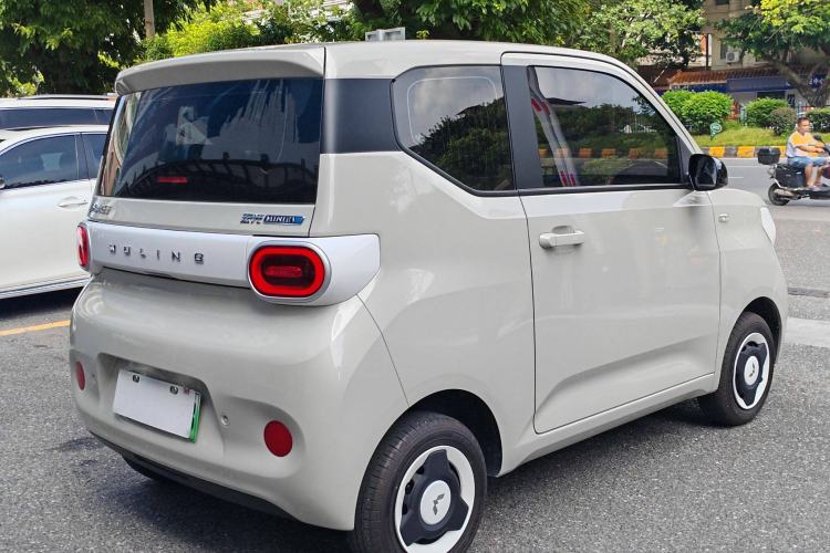 Used Wuling Hongguang MINIEV 2024 3rd Generation 215km Youth Edition
