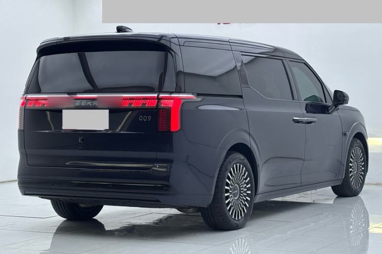 Used Zeekr 009 2022 WE Edition
