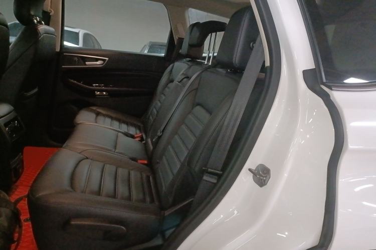 Used Ford Edge 2020 EcoBoost 245 Two-Wheel Drive Titanium 7-Seater
