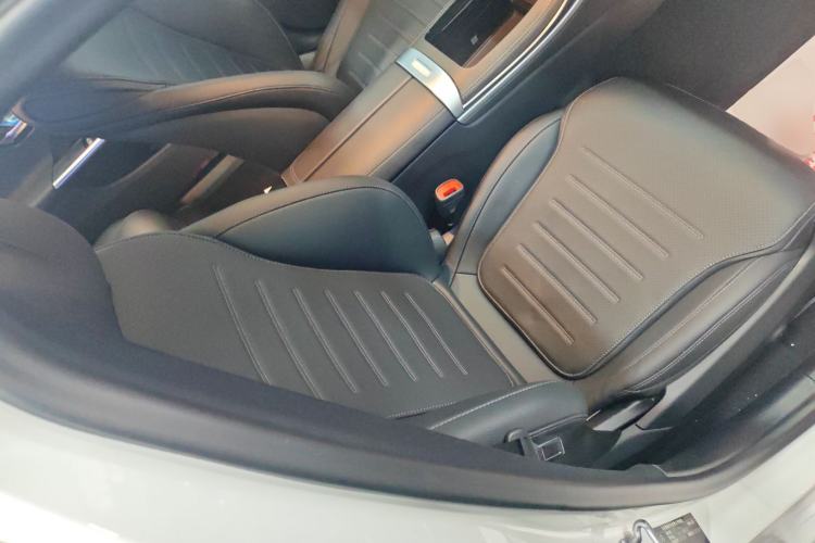 Used Mercedes-Benz C-Class 2023 Restyled C 260 L Sport Edition 4MATIC
