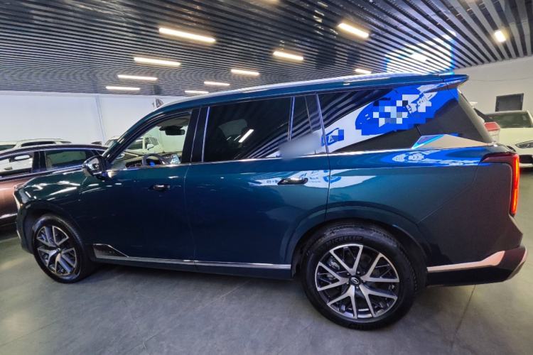 Used GAC Trumpchi GS8 2022 Double-Energy Series 2.0TM Two-Wheel Drive Prestige Edition (6 Seats)
