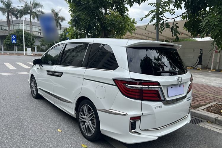 Used Honda Elysion 2019 2.0L Hybrid Luxury Edition
