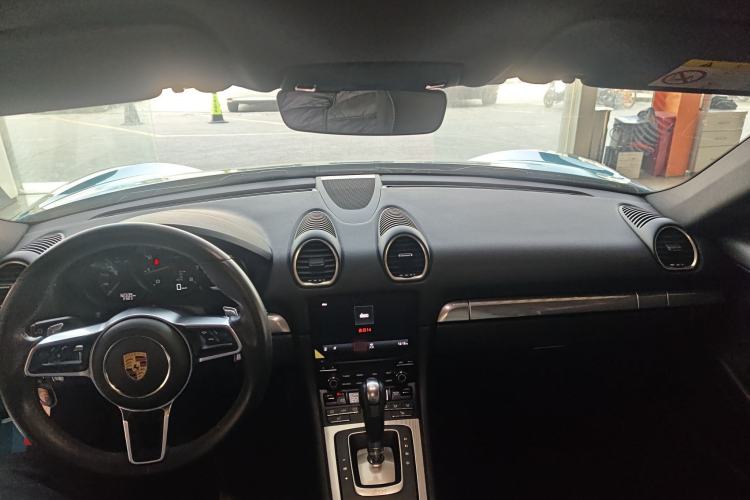 Used Porsche 718 2018 Cayman 2.0T
