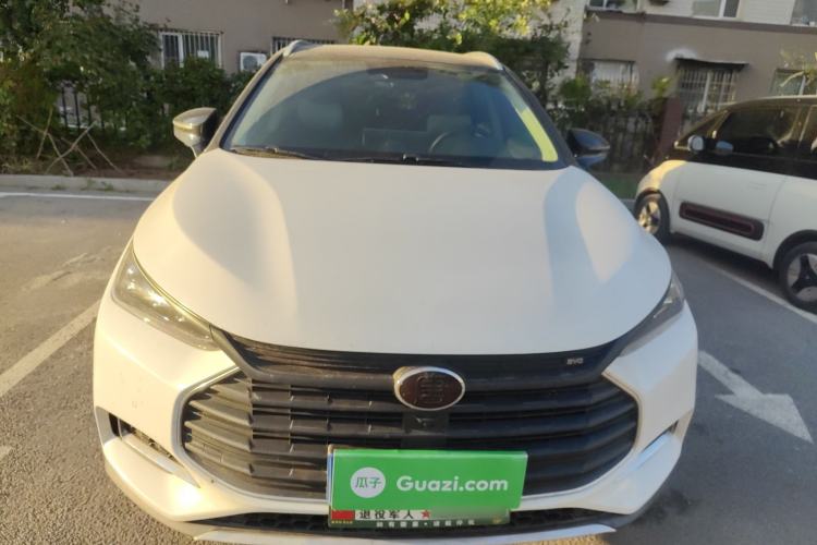 Used BYD Tang 2018 2.0T Automatic SmartConnect Luxury 7-Seater China V Emission Standard
