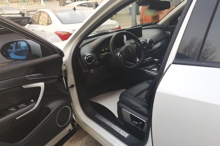 Used Wey VV7 2017 2.0T Ultra-Luxury Version

