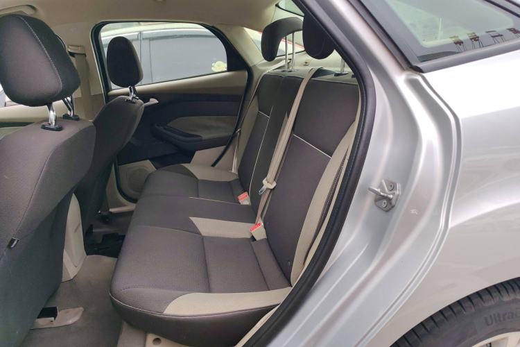 Used Ford Focus 2012 Sedan 1.6L Automatic Comfort Model
