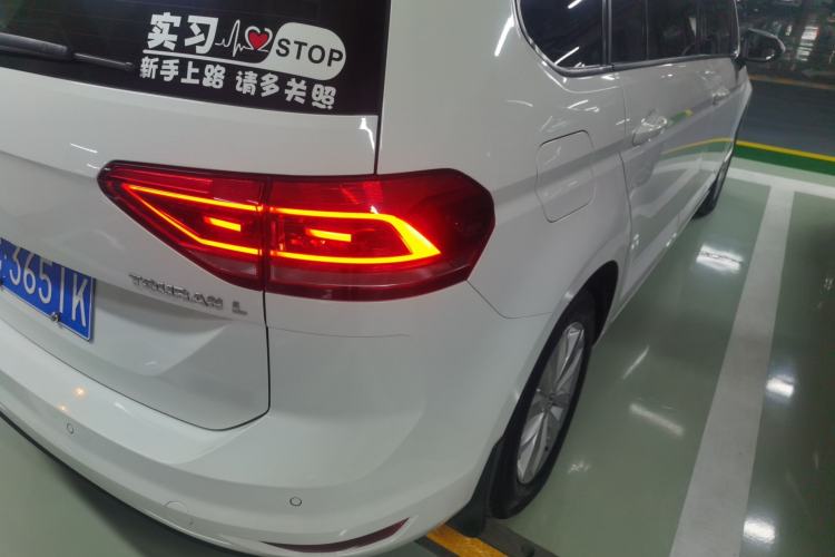 Used Volkswagen Touran 2018 Volkswagen Touran L 280TSI DSG Comfort Edition 7 Seats China VI Standard