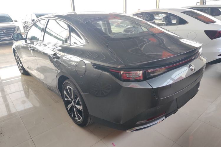 Used Changan Eado 2025 Blue Whale 1.5T 500Bar Prestige Model
