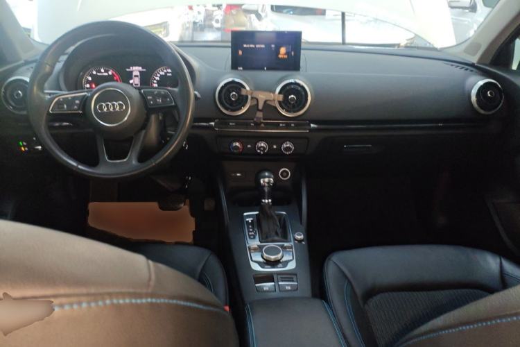 Used Audi A3 2019 Limousine 35 TFSI Fashion Edition China V standard
