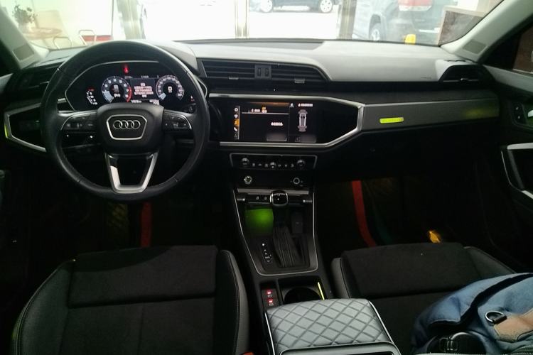 Used Audi Q3 2023 35 TFSI Progressive Dynamic Edition (1.4T)