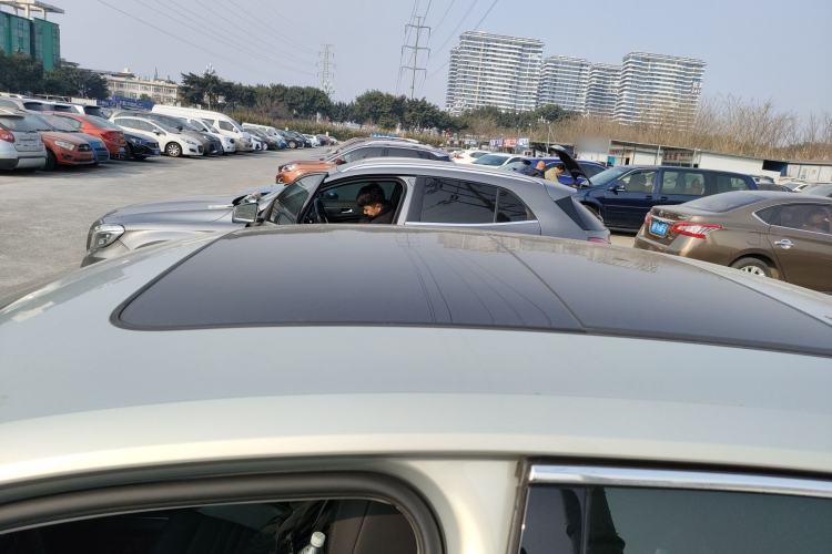 Used Volkswagen Magotan 2019 330TSI DSG Leading Model China VI Standard