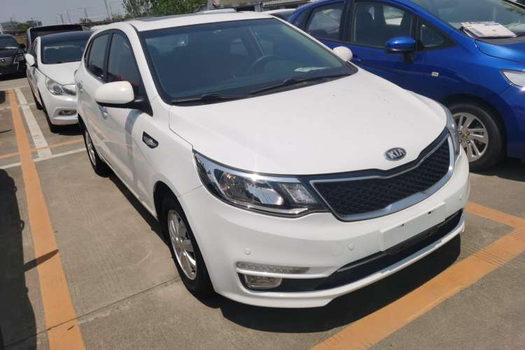 Used Kia K2 2015 Hatchback 1.4L AT GLS Cool Edition
