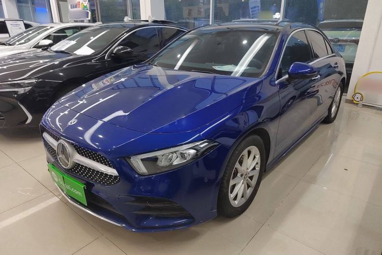 Used Mercedes-Benz A-Class 2022 Restyled A 200 L Sport Sedan Fashion Version
