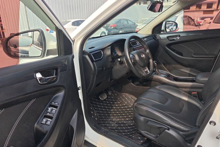 Used Dongfeng Fengon 580 2017 1.5T CVT Comfort Model
