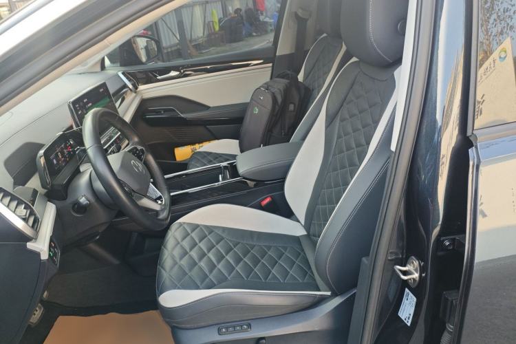 Used Volkswagen ID.6 CROZZ 2021 Long-Range PRO Edition