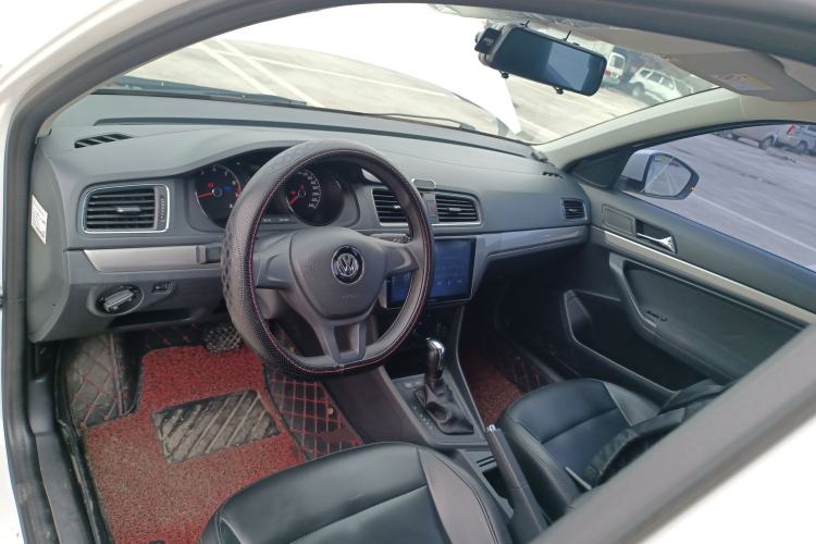 Used Volkswagen Lavida 2018 Classic 1.5L Automatic Fashion Edition China VI Standard
