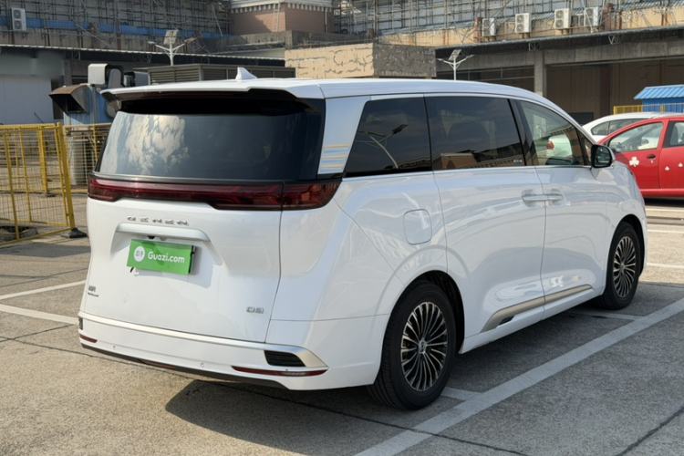 Used Denza D9 2022 DM-i 970 Four-Wheel Drive Prestige Model
