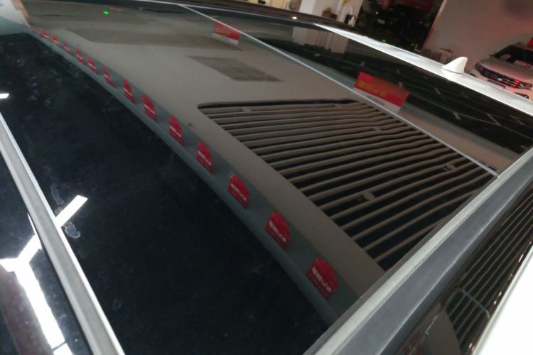 Used Toyota RAV4 2023 2.0L CVT Two-Wheel Drive 20th Anniversary Platinum Edition
