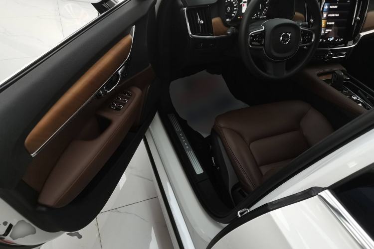 Used Volvo S90 2021 B5 Zhiyi Luxury Edition
