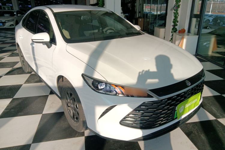 Used BYD Qin PLUS 2025 DM-i Smart Drive 55KM Leading Model
