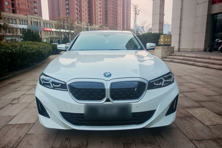 Used BMW i3 2024 eDrive 35 L
