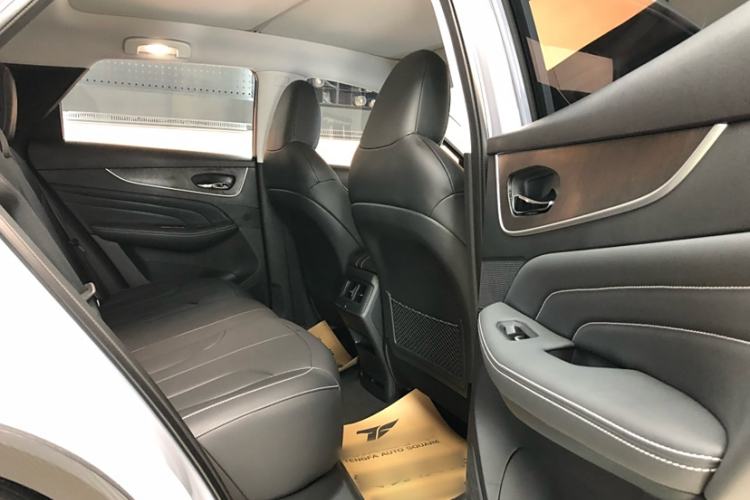 Used Venucia V DD-i 2023 60km iD Version
