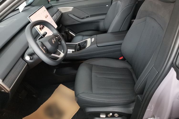 Used ONVO L60 2024 60 kWh Rear-Drive Version