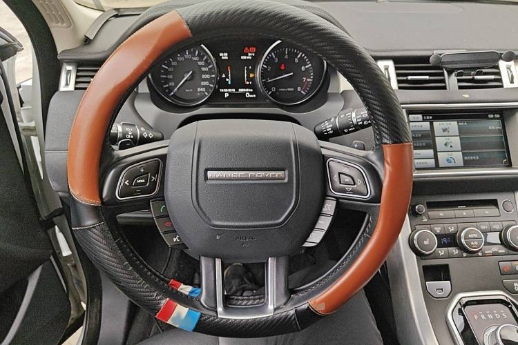 Used Land Rover Range Rover Evoque 2015 2.0T Five-Door Zhiyao Edition
