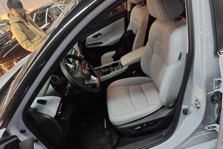 Used Nissan Sylphy 2023 Super Hybrid Electric Drive Ultra-Luxury Model
